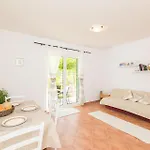 Seric Appartement Vrboska
